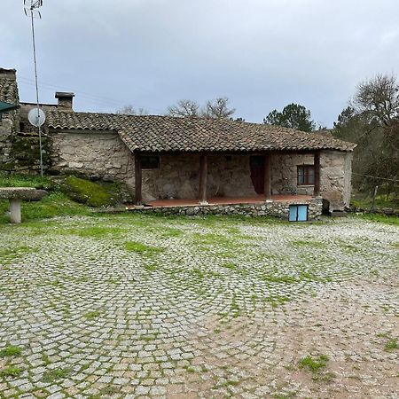 Вилла Casa Dos Moinhos De Aveia Alverca da Beira Экстерьер фото